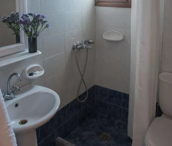 Fisilanis Beachfront לוגאראס