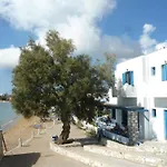 Fisilanis Beachfront לוגאראס