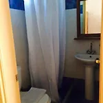 Fisilanis Beachfront מלון 2*