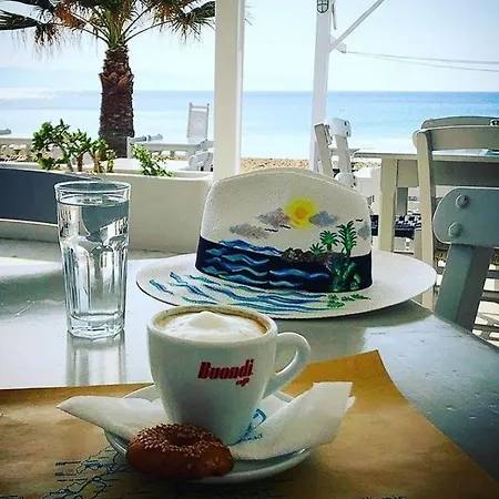 Fisilanis Beachfront 2* Logarász