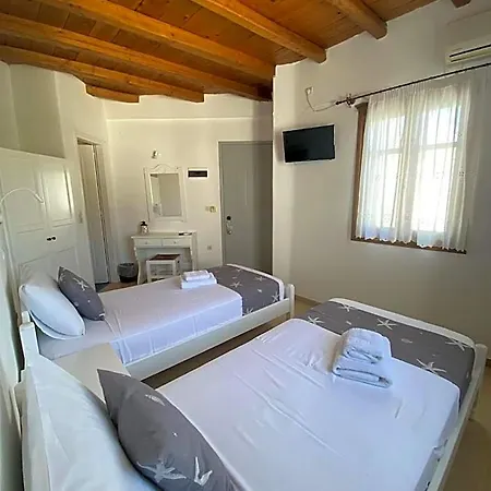 Hotel Fisilanis Beachfront