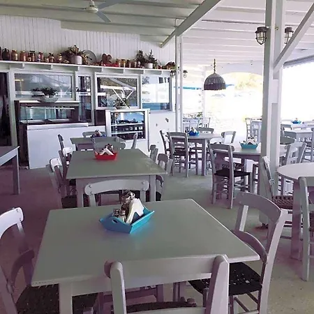 Fisilanis Beachfront Hotel 2*