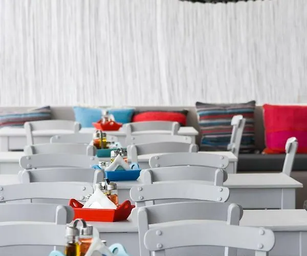 Fisilanis Beachfront Ξενοδοχείο Λογαράς